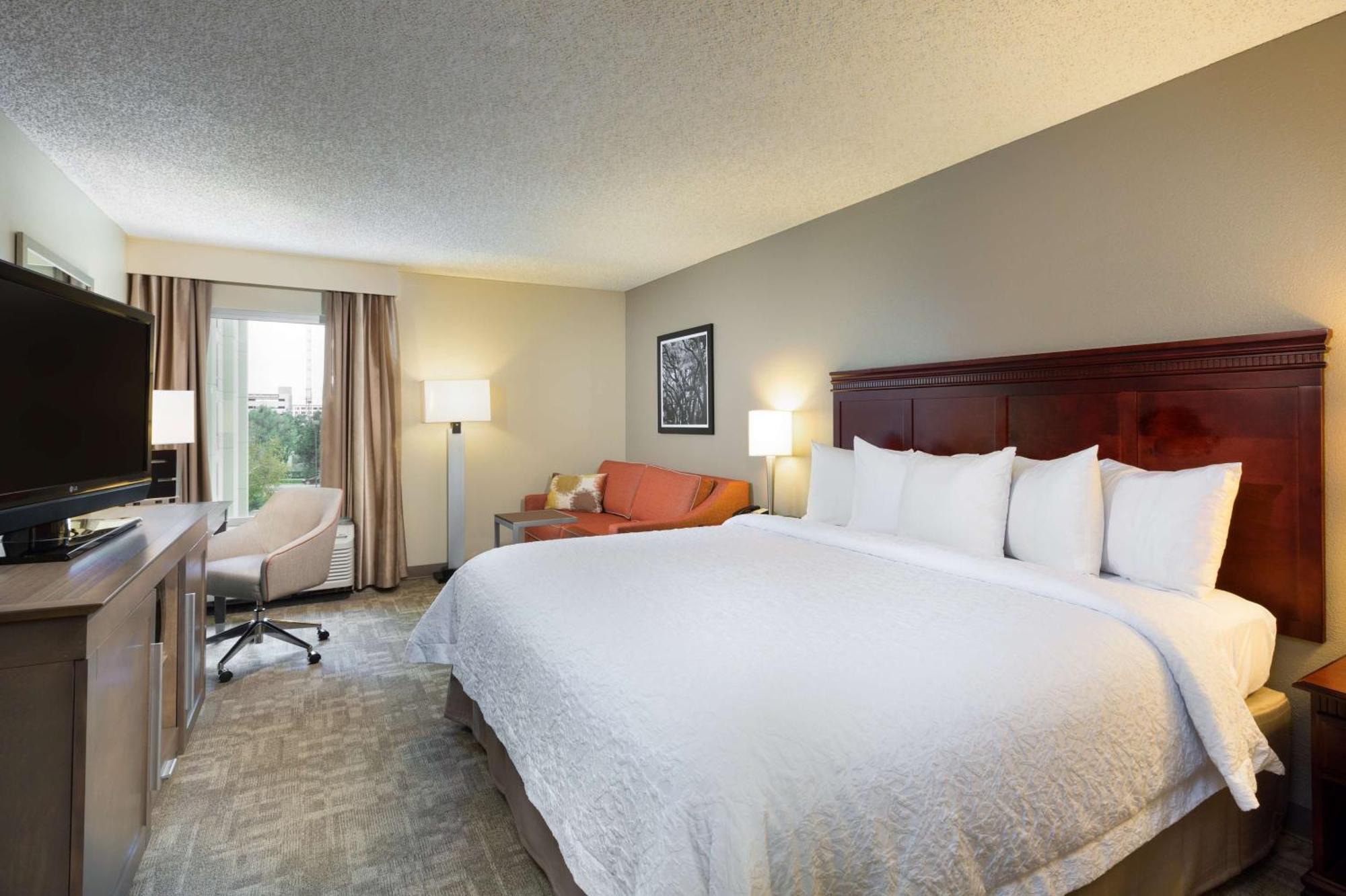 Hampton Inn Houston Near The Galleria Екстериор снимка