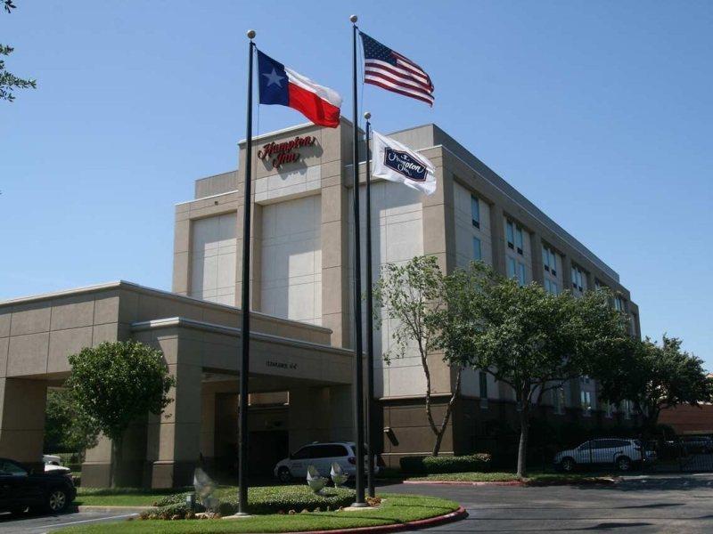 Hampton Inn Houston Near The Galleria Екстериор снимка